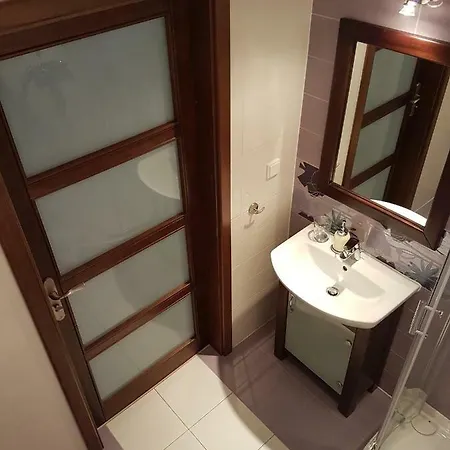 Bocianie Gniazdo 코워브제크